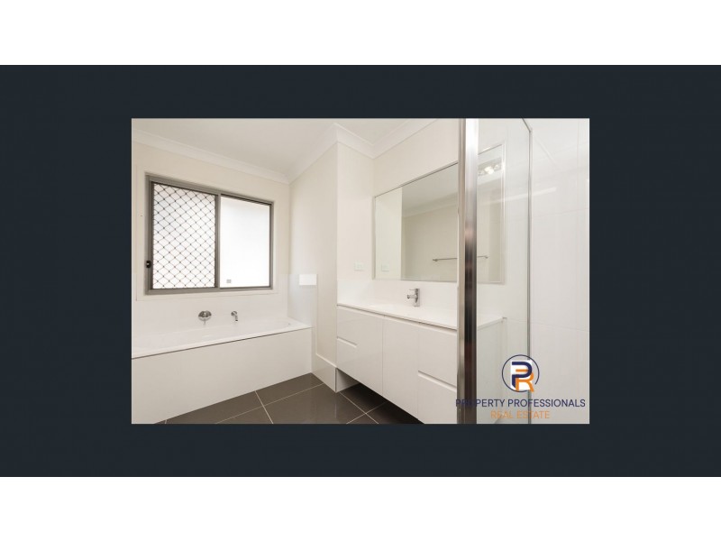 33 Stormbird Street, Redbank Plains QLD 4301