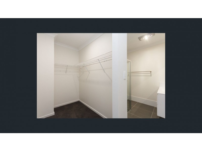 33 Stormbird Street, Redbank Plains QLD 4301