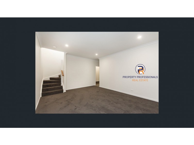 33 Stormbird Street, Redbank Plains QLD 4301