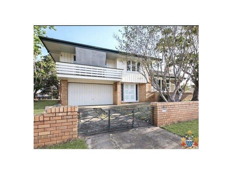 42 Oxley Avenue, Woody Point QLD 4019