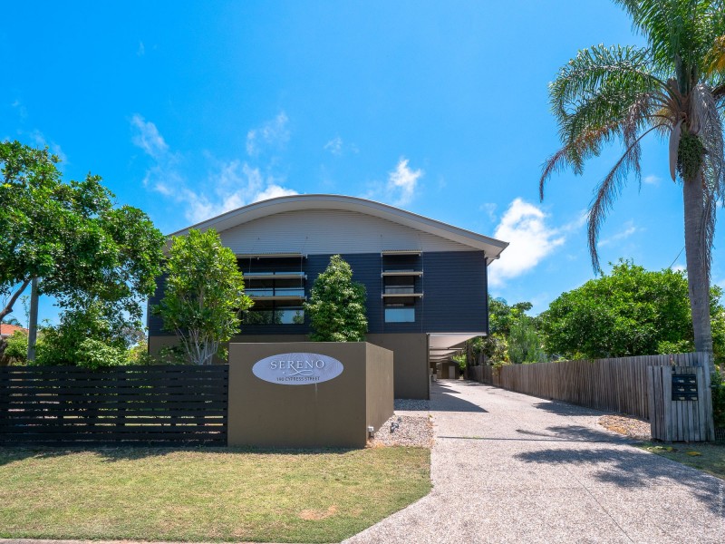 2/190 Cypress Street, Urangan QLD 4655