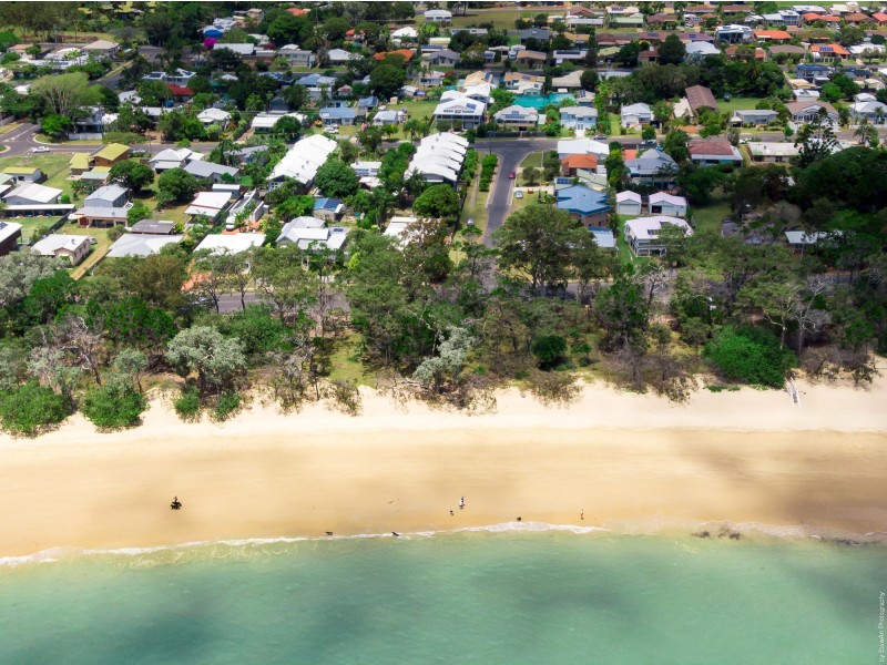 2/190 Cypress Street, Urangan QLD 4655