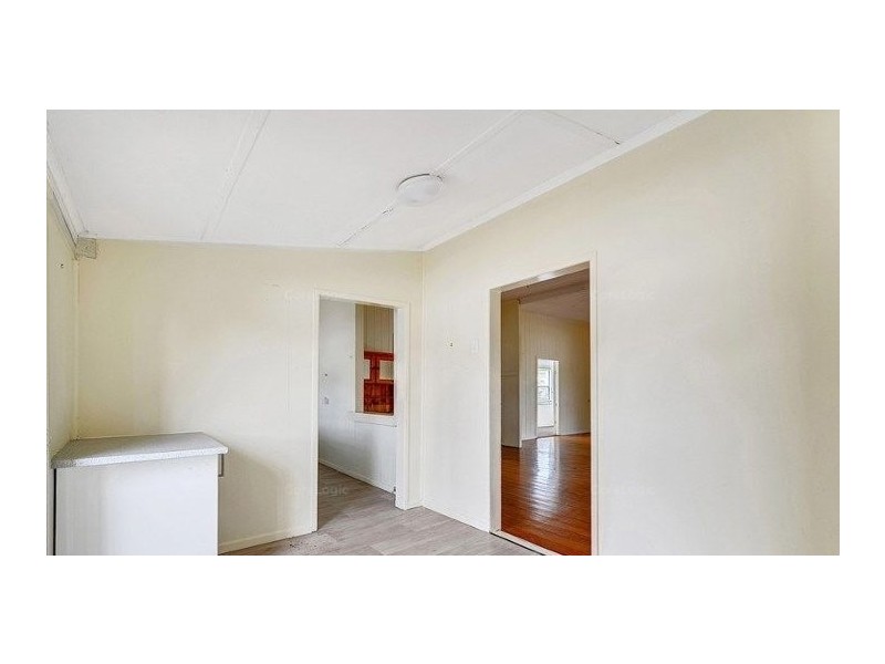 3A Edward Street, One Mile QLD 4305
