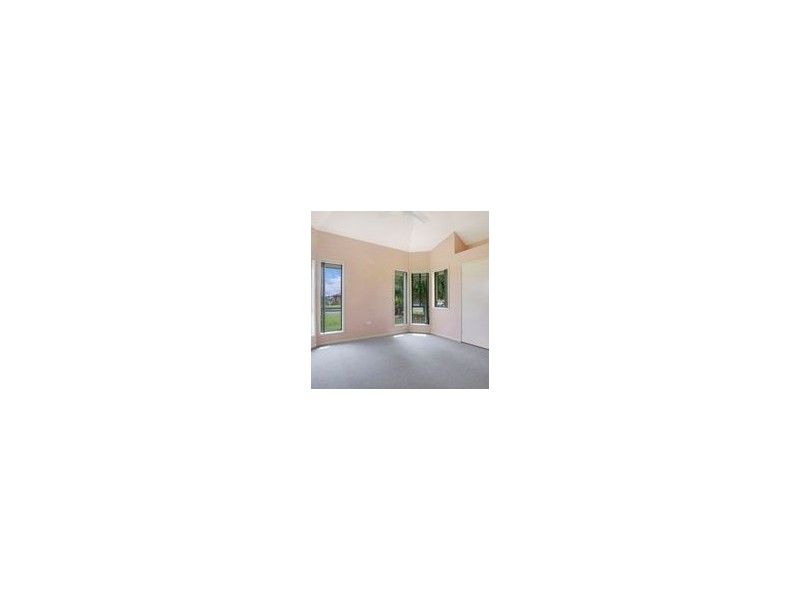 7 Pioneer Drive, Raceview QLD 4305