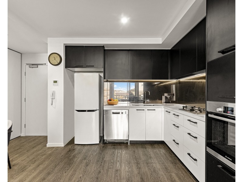 102/28 Wolseley Street, Woolloongabba QLD 4102