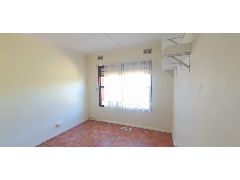 8 Gosford Crescent, Broadmeadows VIC 3047