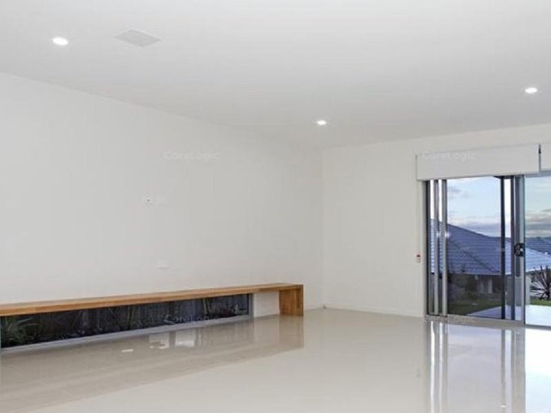 11 Wimmera Crescent, Upper Coomera QLD 4209