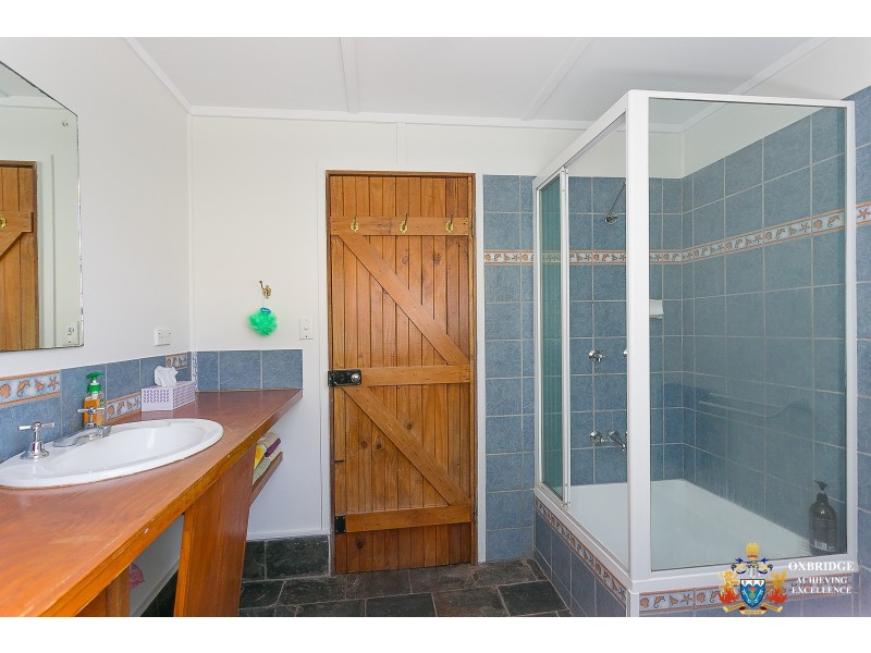 118 Blackwall Road, Chuwar QLD 4306