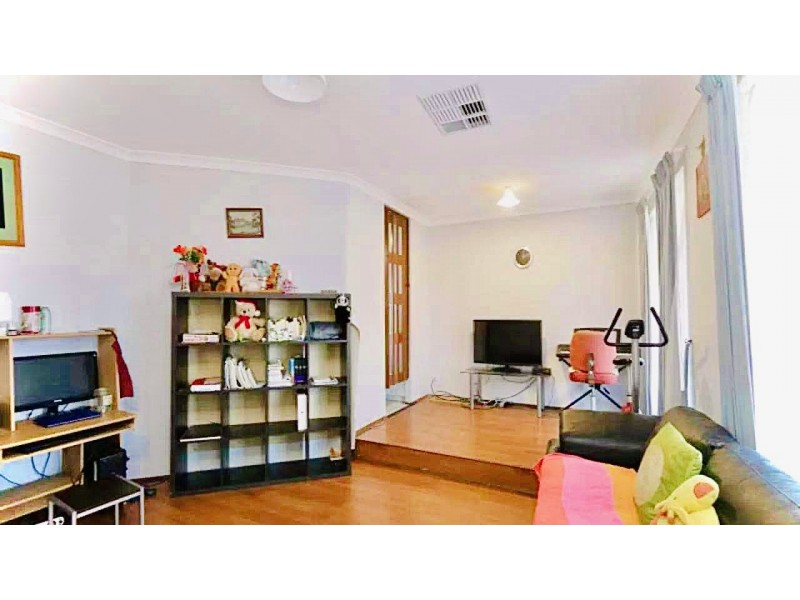 35 Park Lane, Canning Vale WA 6155