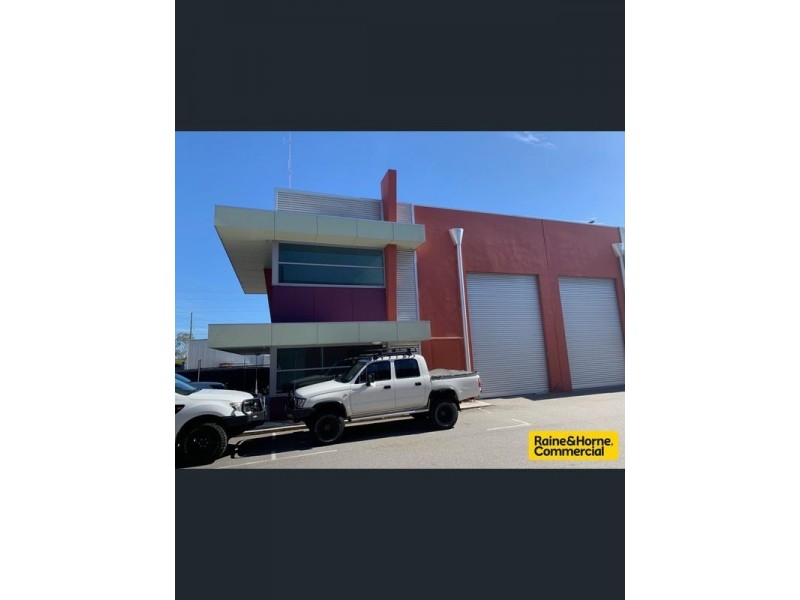 1/8 Hurley Street, Canning Vale WA 6155