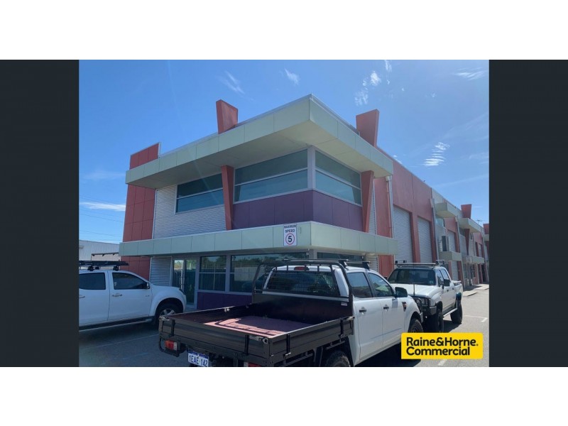 1/8 Hurley Street, Canning Vale WA 6155