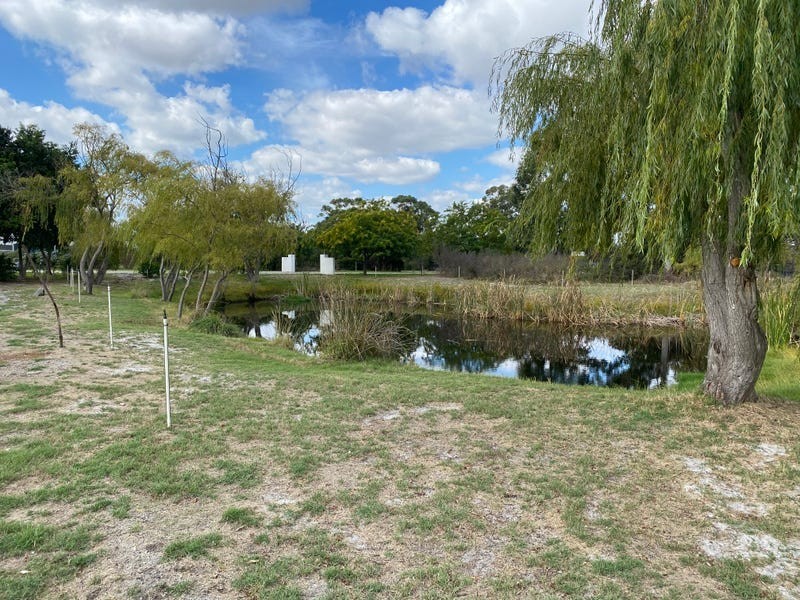 653 Karnup Road, Hopeland WA 6125