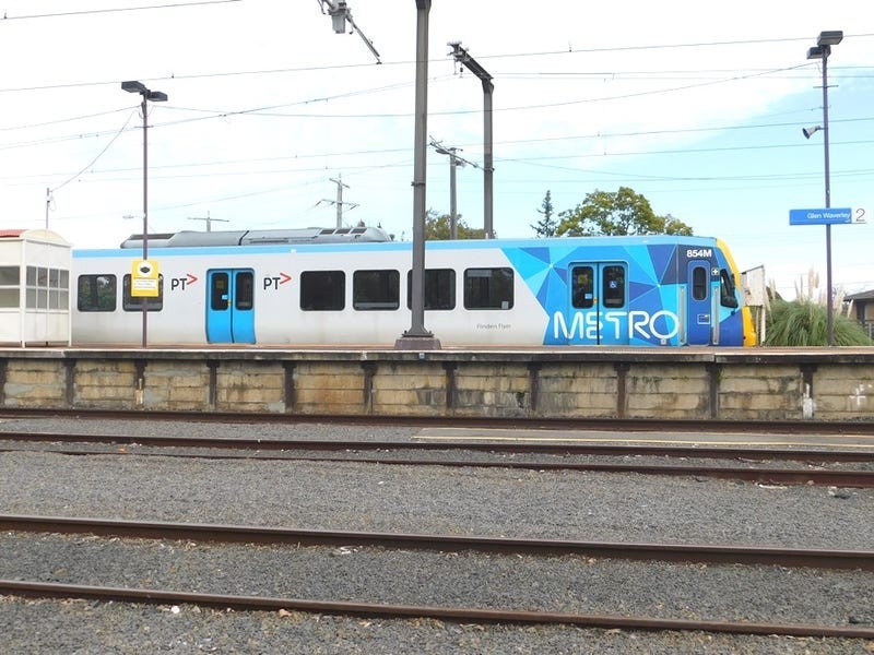 4 Railway Parade North, Glen Waverley VIC 3150