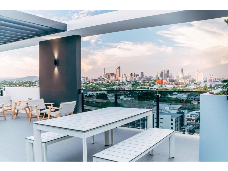 308/28 Wolseley Street, Woolloongabba QLD 4102