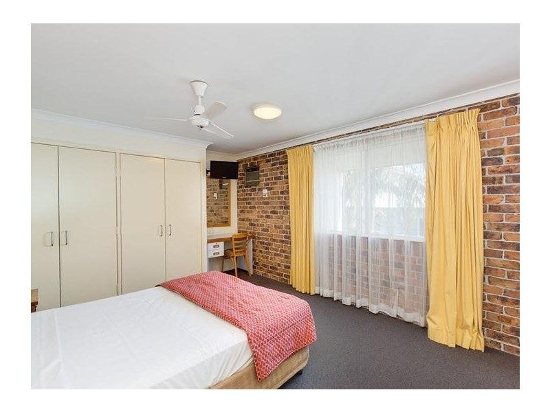 Room 2/40/11  Ascog Terrace, Toowong QLD 4066