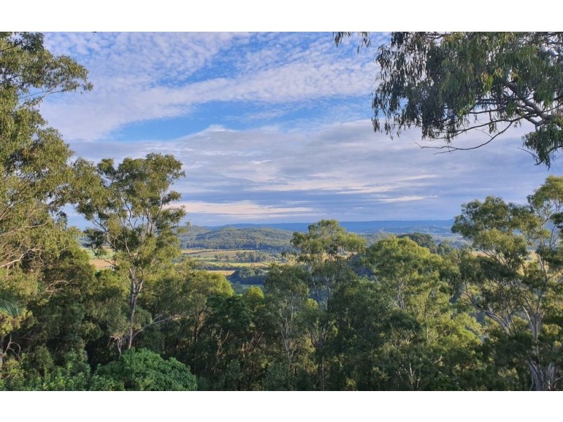 192 Ocean Vista Drive, Maroochy River QLD 4561