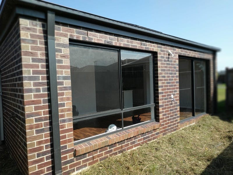 176 Primrose Avenue, Officer VIC 3809