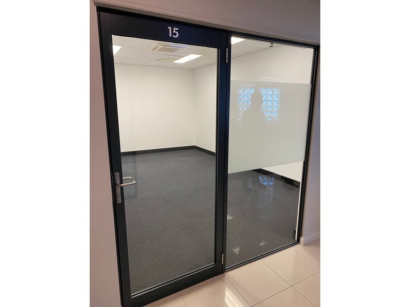 15/1 North Lake Road, Alfred Cove WA 6154