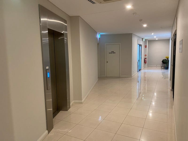 15/1 North Lake Road, Alfred Cove WA 6154