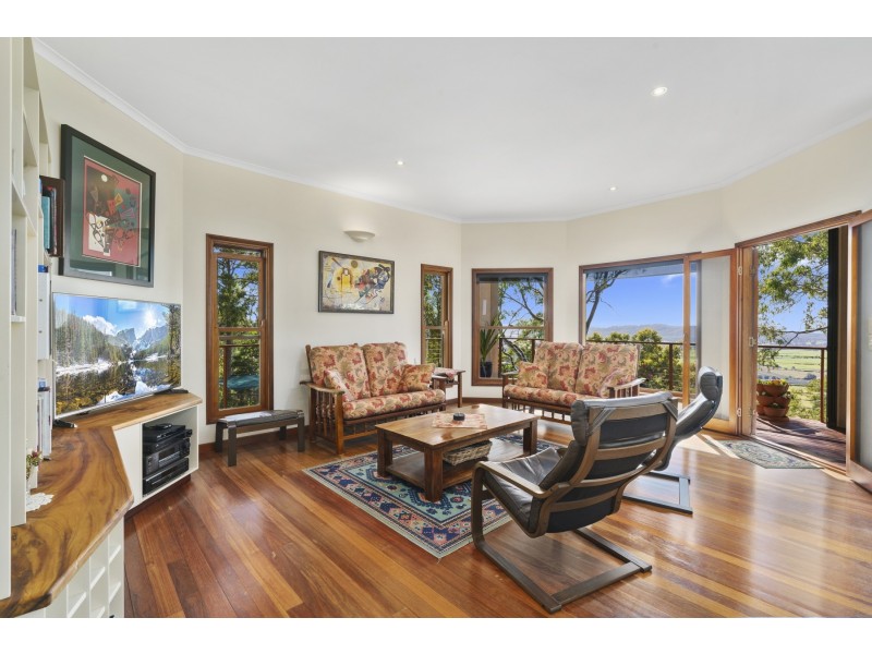 197 Ocean Vista Drive, Maroochy River QLD 4561