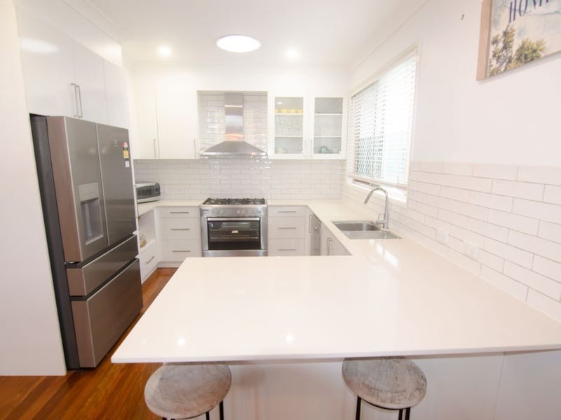 17 Selby Street, Bardon QLD 4065