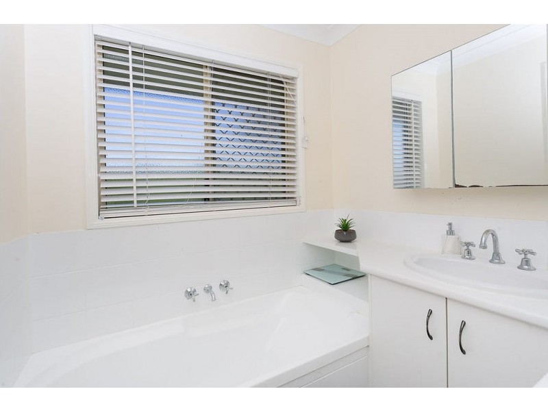 24 Bottlebrush Crescent, Redbank Plains QLD 4301