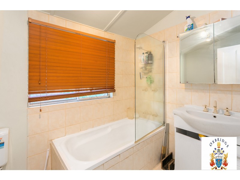 30 Mary Street, Blackstone QLD 4304