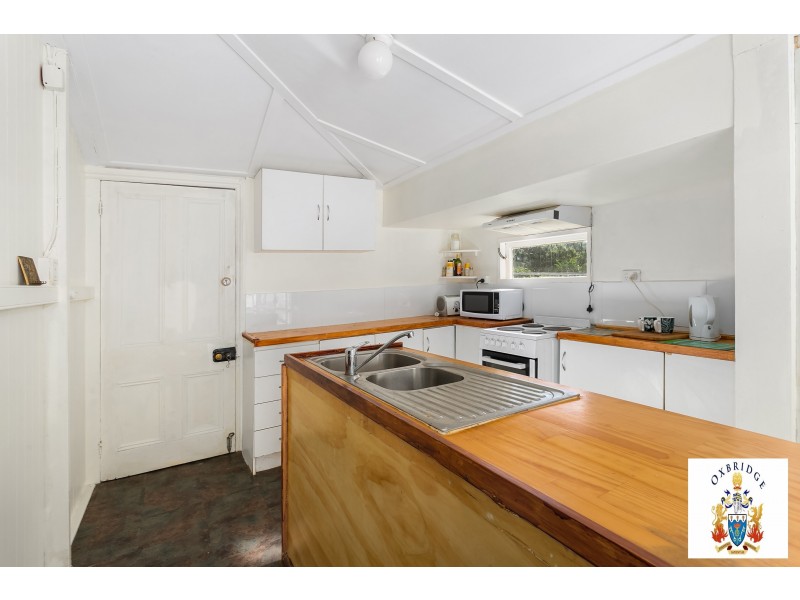 30 Mary Street, Blackstone QLD 4304