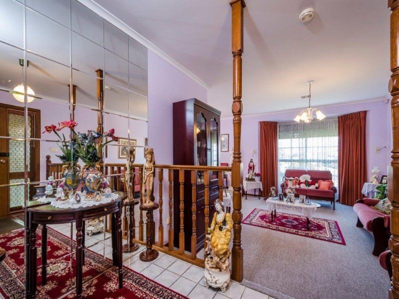 98 Hogans Road, Hoppers Crossing VIC 3029