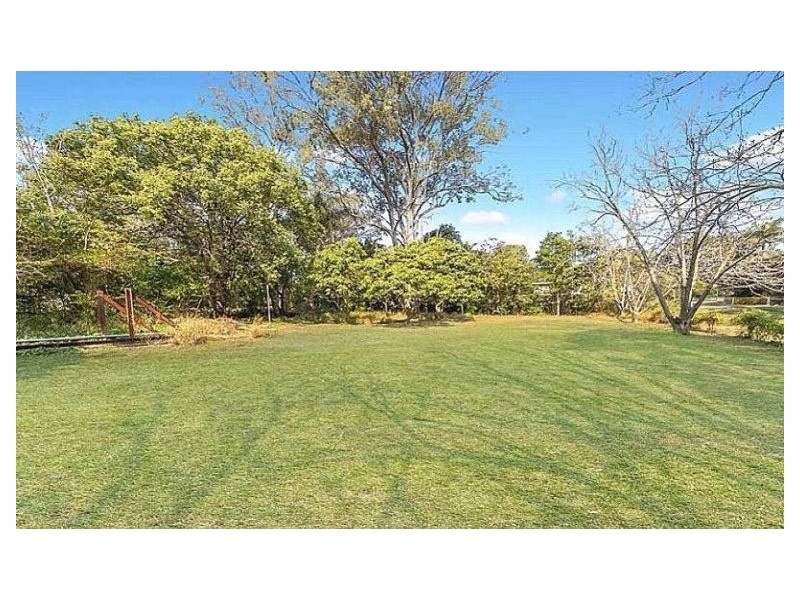 7 Akers Road, Lawnton QLD 4501