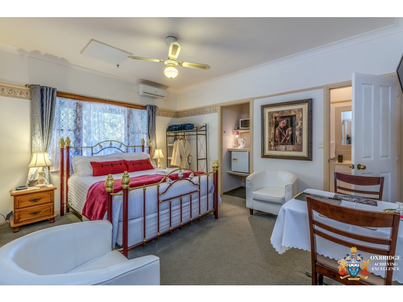 2/8 Wongawallan Road, Tamborine Mountain QLD 4272