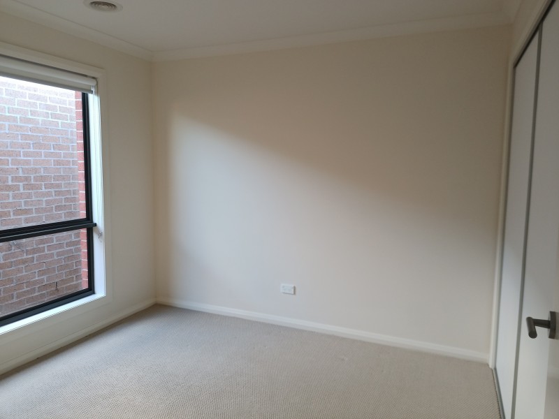 26 Corbet Street, Melton South VIC 3338