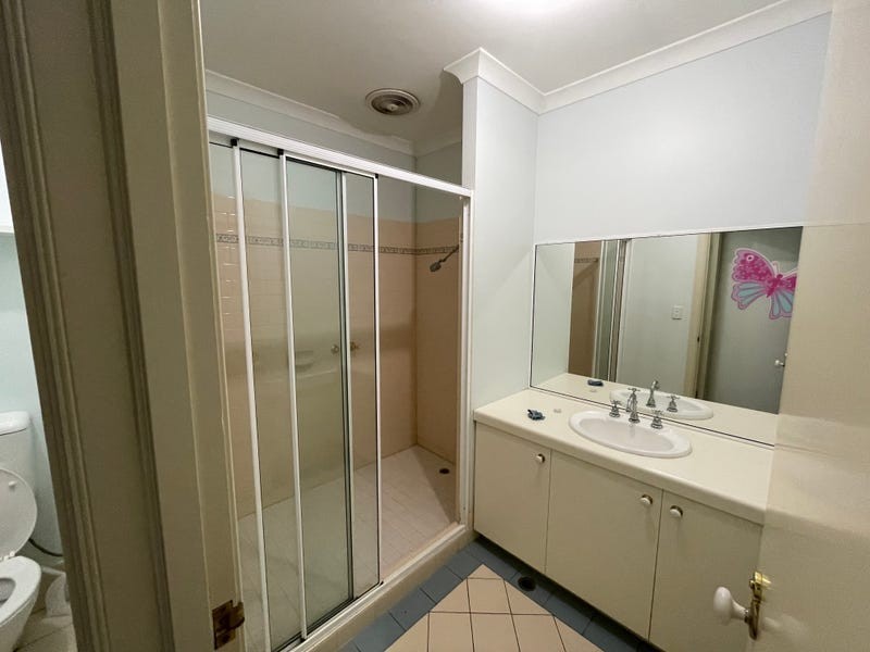 9 /1 Highpoint Boulevard, Ellenbrook WA 6069