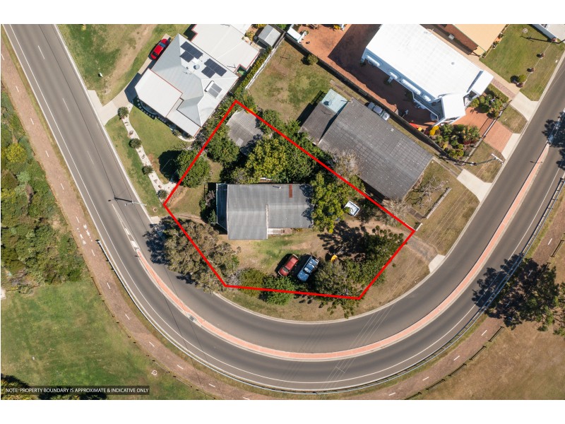 92 Esplanade, Point Vernon QLD 4655