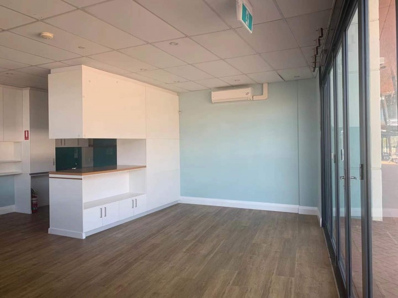 2/5 Kingsbridge Boulevard, Butler WA 6036