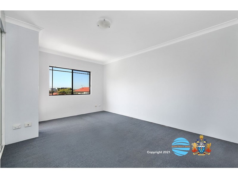 40 Little Road, Bankstown NSW 2200