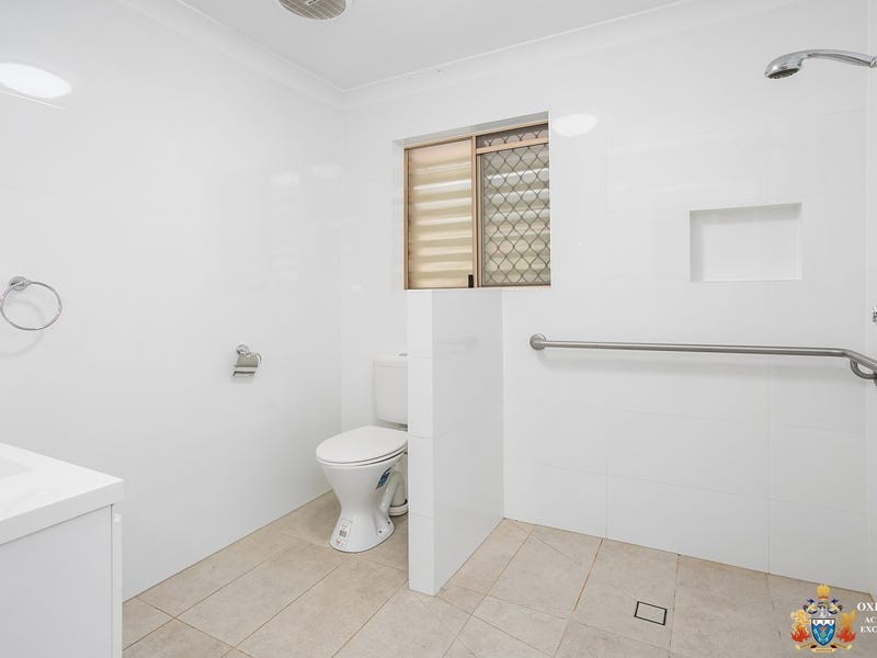 4/13 Parcell Street, Brassall QLD 4305