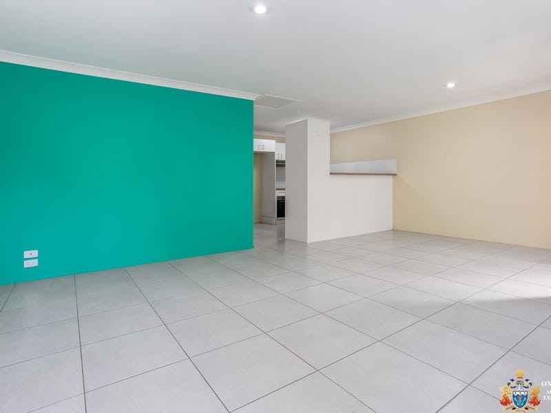 4/13 Parcell Street, Brassall QLD 4305