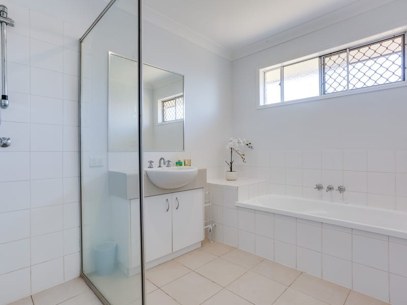 4 Maller Crescent, Redbank Plains QLD 4301