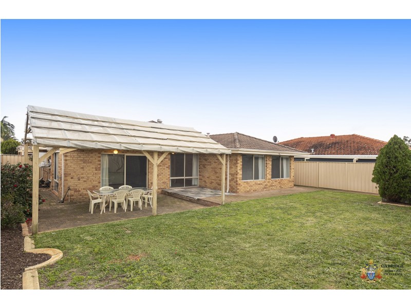 9 Tiffany Close, Huntingdale WA 6110