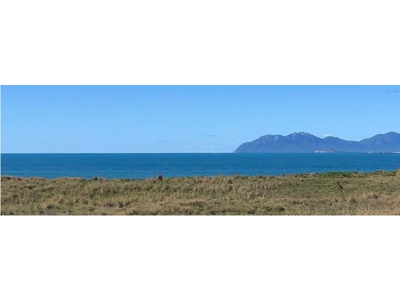 135 The Esplanade, Bowen QLD 4805