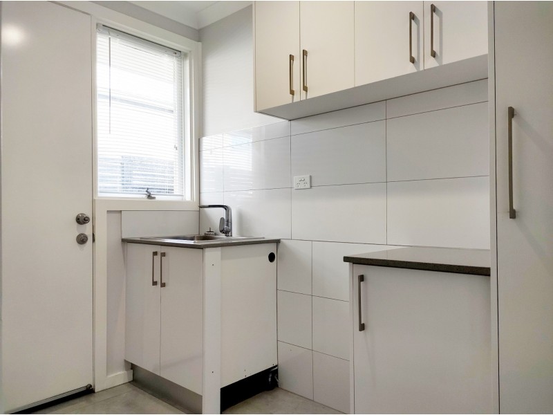 40 Katrina Drive, Gladstone Park VIC 3043