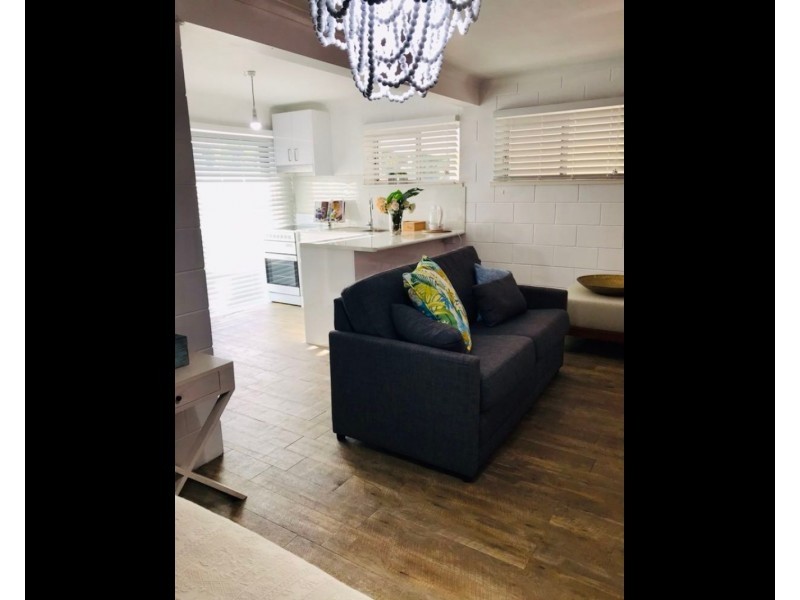 25 Rose Bay Road, Bowen QLD 4805