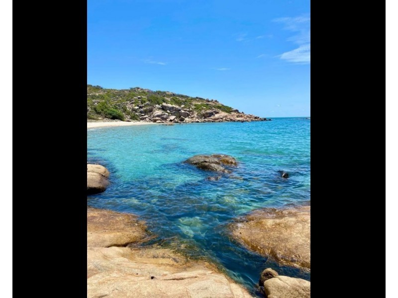 25 Rose Bay Road, Bowen QLD 4805