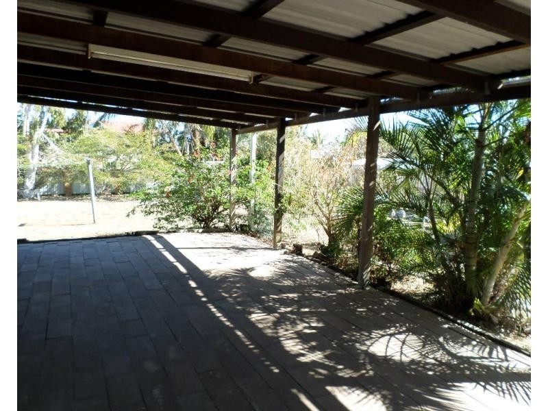 27 Elphinstone Street, Bowen QLD 4805