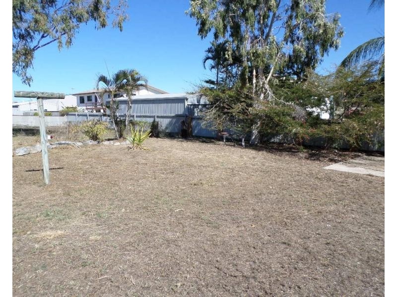 27 Elphinstone Street, Bowen QLD 4805