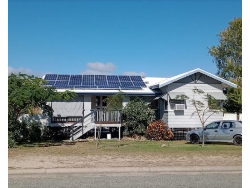 27 Elphinstone Street, Bowen QLD 4805