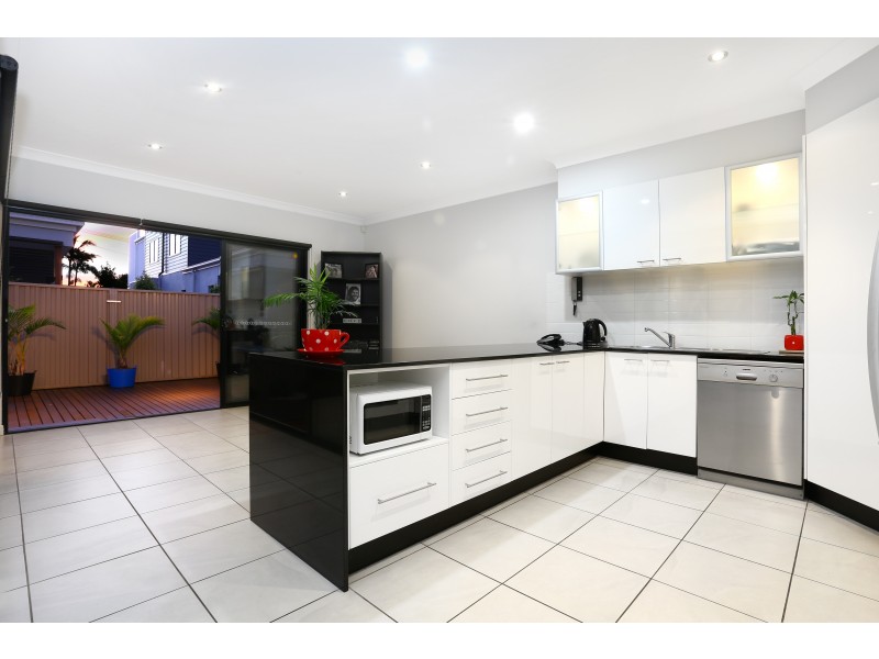 Runaway Bay QLD 4216