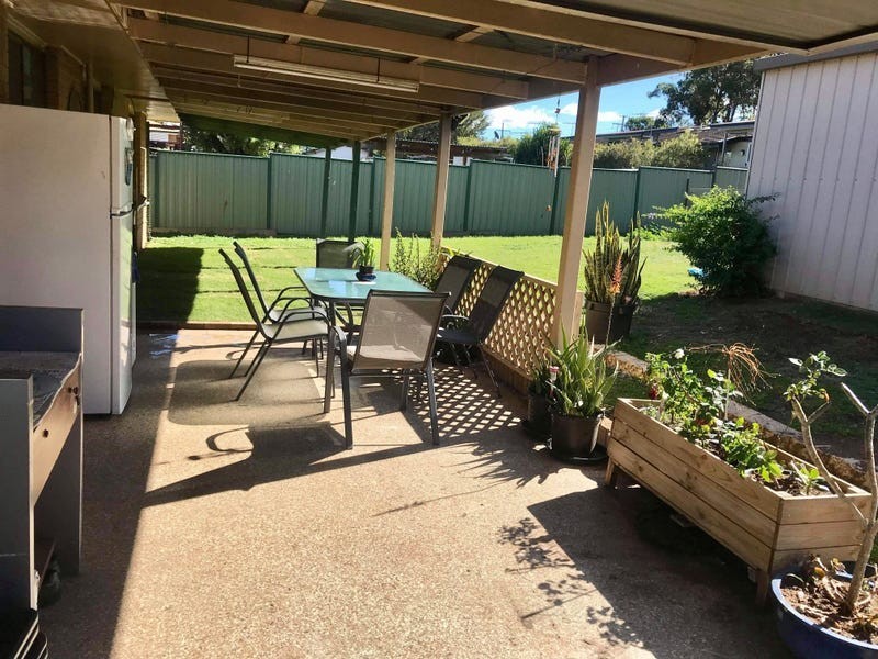 56 Mahogany Street, Raceview QLD 4305