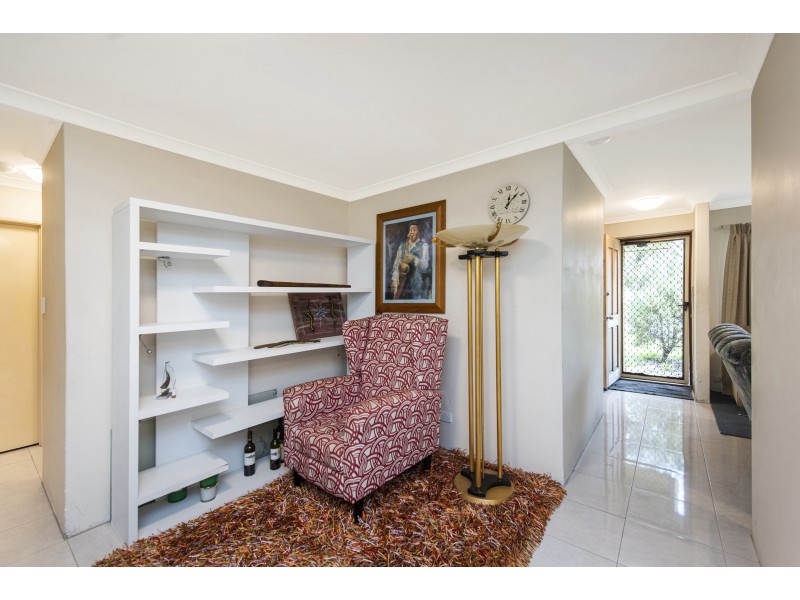 10 Eaglehawk Grove, Brookdale WA 6112